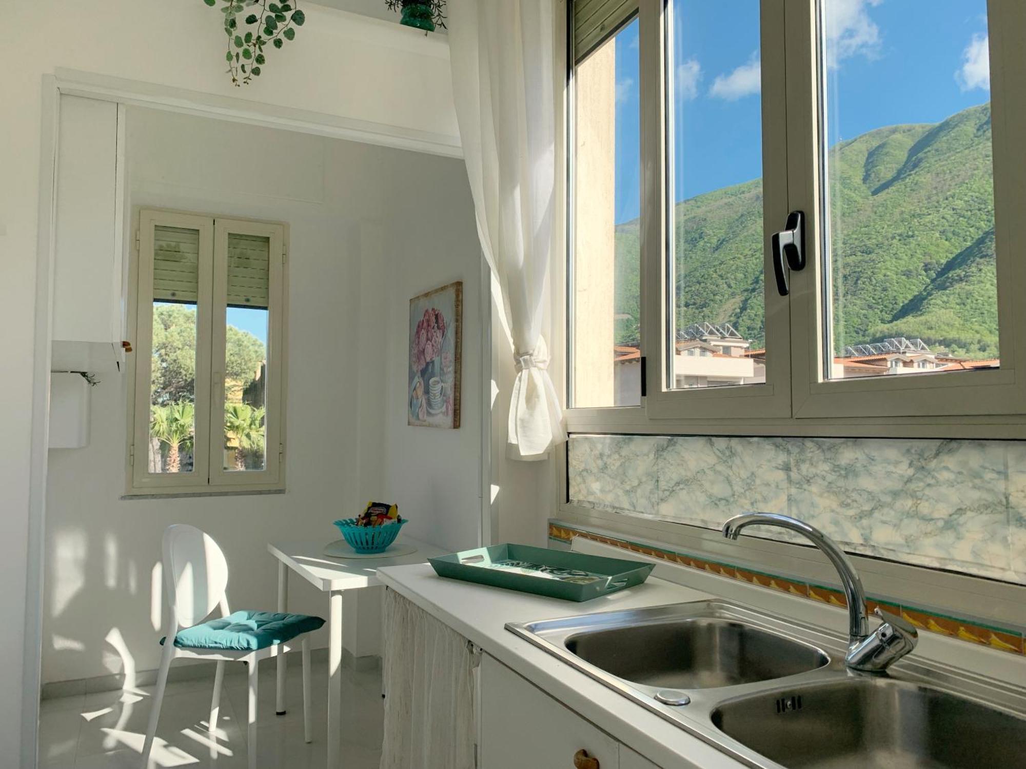 Montalbino House - Rooms And Apartments 下诺切拉 外观 照片